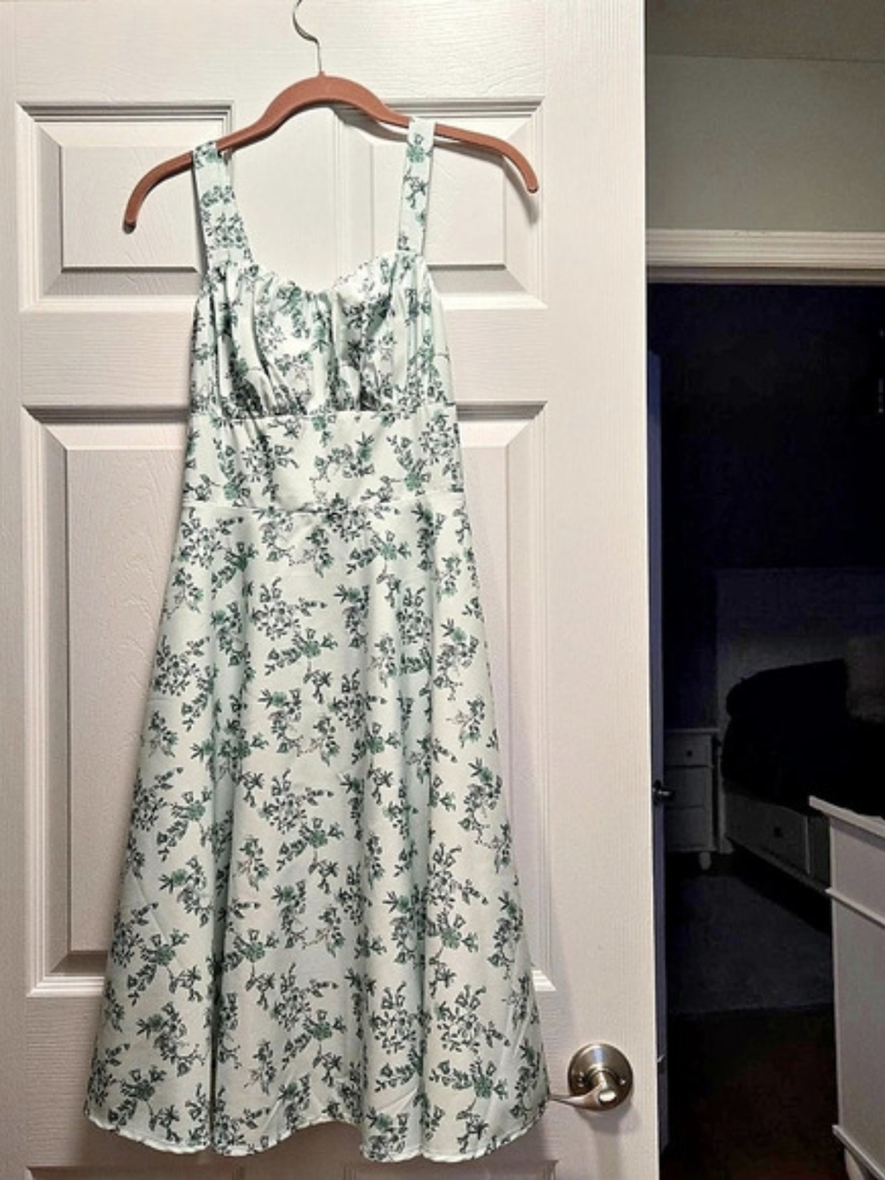 Floral Midi Dress in White & Green New